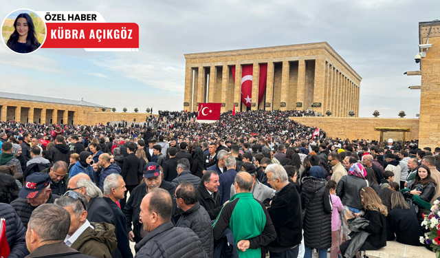 Binlerce kişi Anıtkabir’e akın etti!