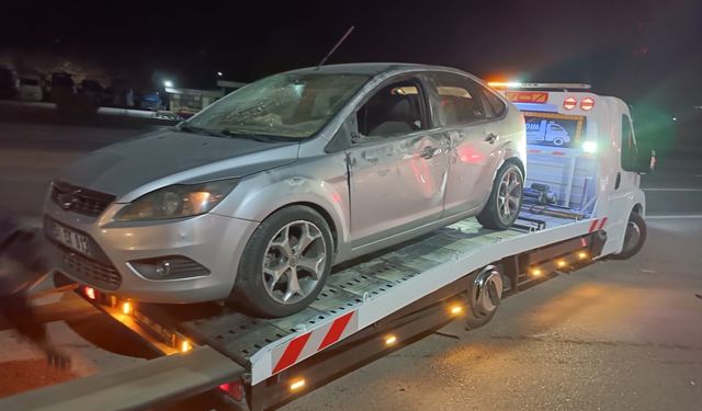 Elmadağ’da polis noktasından kaçan araç kaza yaptı