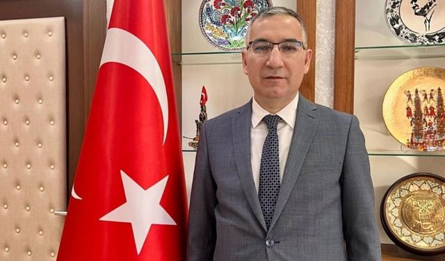 Pursaklar’ın yeni Kaymakamı Üzeyir Aziz Özeren görevine başladı