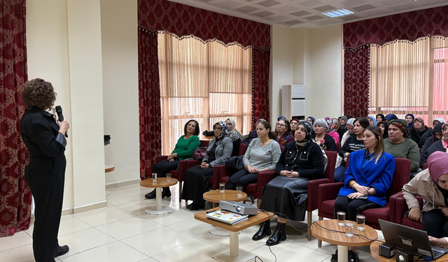 Sincan’da “Sağlıklı Doğum” semineri düzenlendi