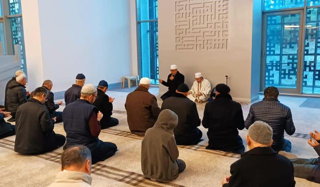 Çankaya’da Salih Bezci Camii’nde sabah namazı buluşması gerçekleştirildi