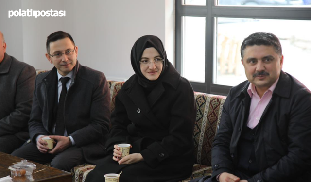 Akyurt'ta 'Vefa Çay Evi'nde sıcak buluşma: Başkan Ayık, ulu çınarlarla bir araya geldi