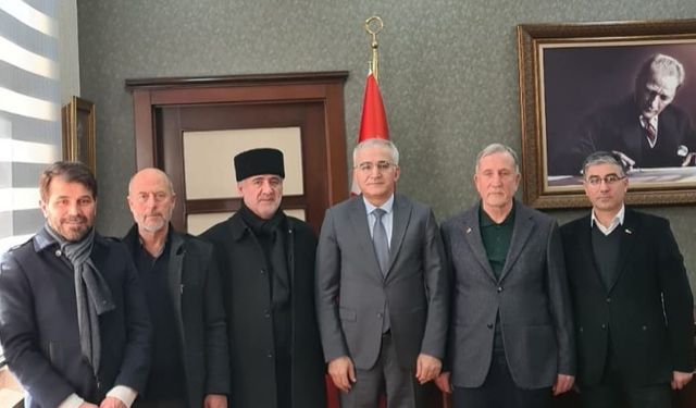Türk Kızılay Çubuk Şubesi’nden Kaymakam Bakır’a ziyaret