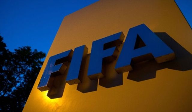 Futbolun kuralları yeniden şekilleniyor: FIFA'dan VAR kararlarına yeni müdahale