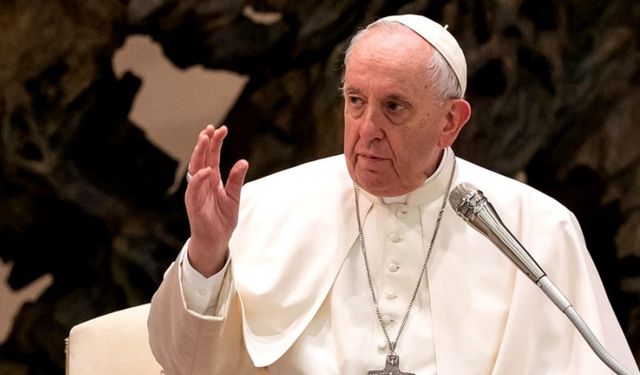 Katoliklerin ruhani lideri Papa Francis hayatını kaybetti