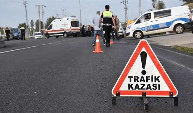 Ankara’da kargo aracı çocuğa çarptı