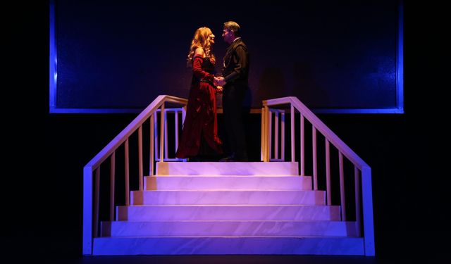 Emekliler Tiyatro ekibinden unutulmaz Romeo ve Juliet oyunu