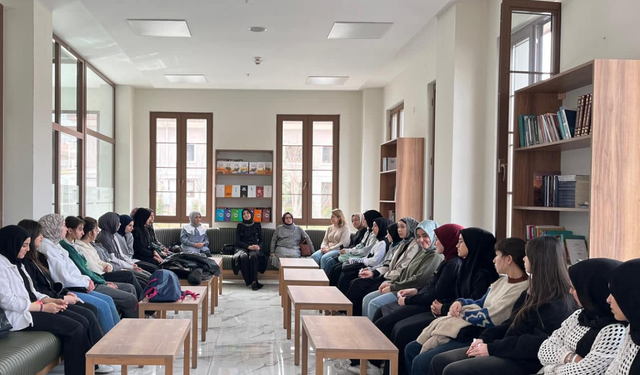Kızılcahamam'da gençler 'Kariyer Günü' etkinliğinde bir araya geldi
