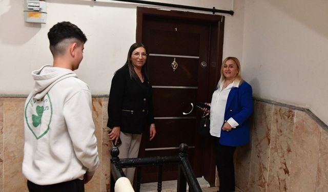 Mamak Belediyesi vatandaşlara bayram ziyareti gerçekleştirdi