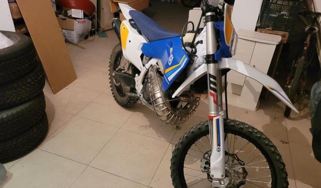 Trafiği tehlikeye atan motosikletli yakalandı!