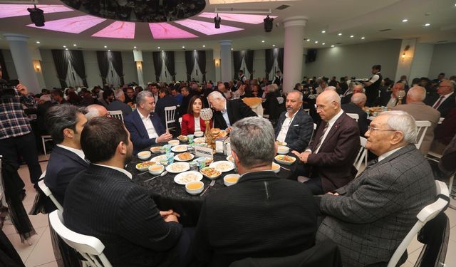 Yenimahalle Belediye Başkanı Yaşar, Nevşehirlilerle iftarda buluştu