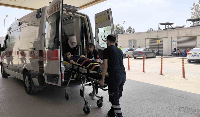 Bursa'da bir çocuk depremden kaçarken merdivenlerden düştü