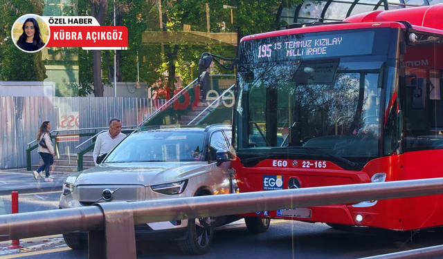 Çankaya'da EGO aracı ile otomobil çarpıştı!