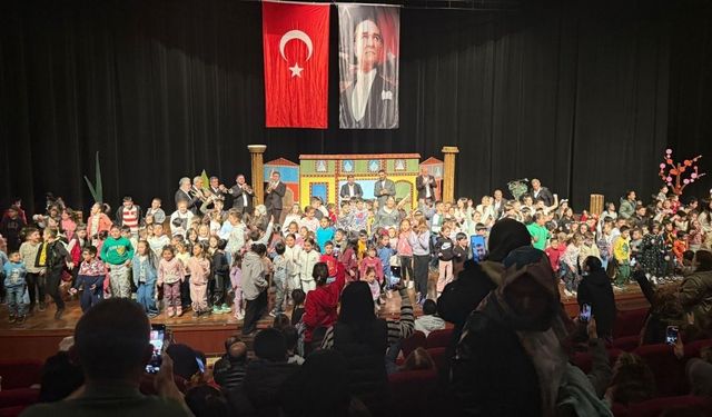 Çocukların ara tatili Mamak'ta şenlendi