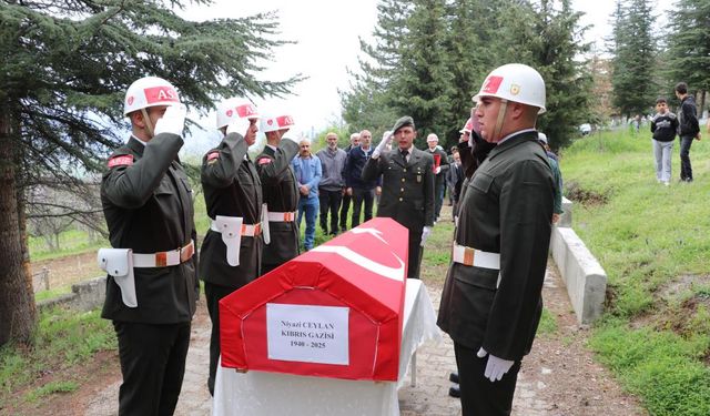 Kıbrıs gazisi Niyazi Ceylan son yolculuğuna uğurlandı