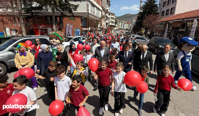 Kızılcahamam'da "Otizmi Fark Et, Sevgiyi Çoğalt" yürüyüşü: Başkan Süleyman Acar otizm farkındalık etkinliğine katıldı