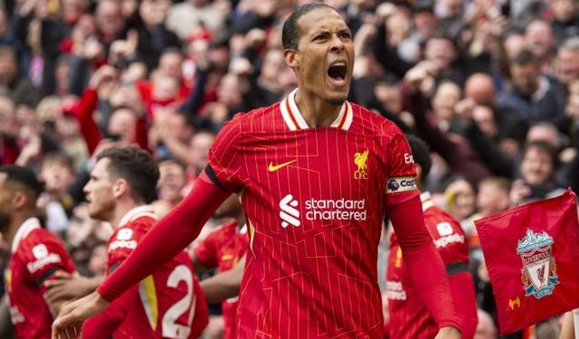 Anfield’da nefes kesen son! Liverpool, Van Dijk’la zirveye tutundu