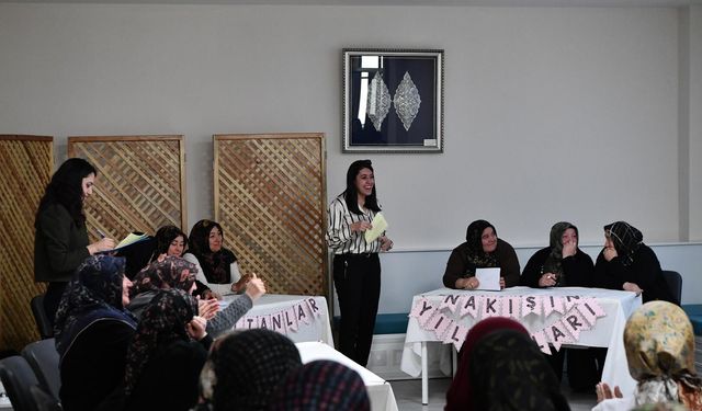 Mamaklı kadınlar hem eğlendi hem öğrendi