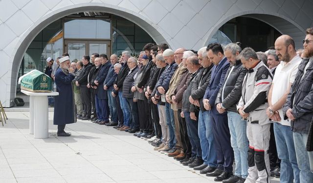 Milli bisikletçi son yolculuğuna uğurlandı!
