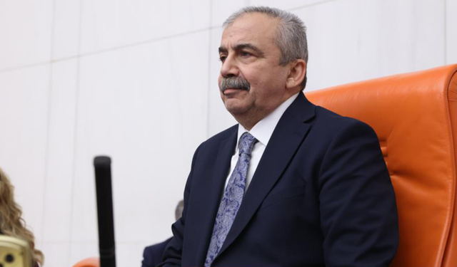 Sırrı Süreyya Önder'in sağlık durumuna ilişkin, hastaneden yeni açıklama