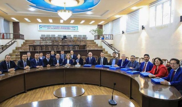 Özbekistan’da ‘Devlet, Toplum ve Göç’ kitabı tanıtıldı