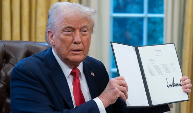 Trump'tan Çin'e yüzde 50 oranında ek gümrük vergisi tehdidi