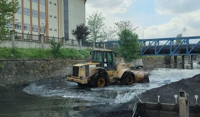 Ankara Çayı temizlendi