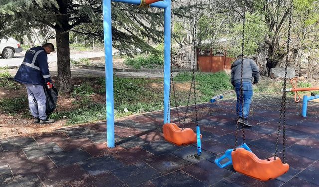 Ayaş’ta park ve bahçeler yaz mevsimine hazırlanıyor