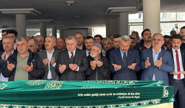 Gençlik ve Spor Bakanı Osman Aşkın Bak’ın acı günü