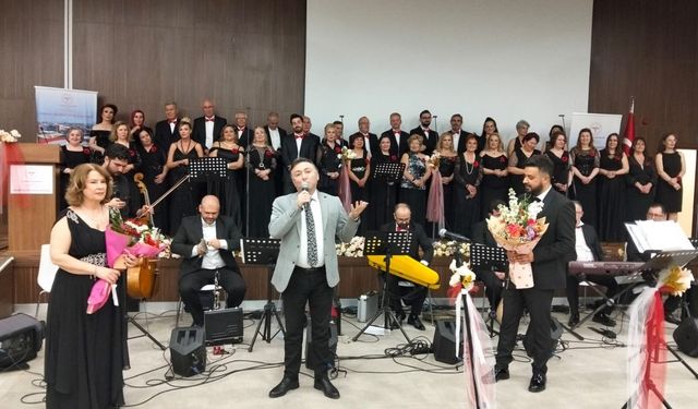 Bilkent Şehir Hastanesi şifalı şarkılar konseri düzenledi