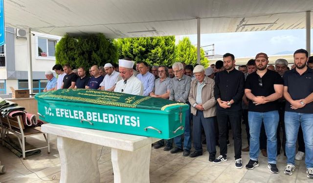 Görevi başında vefat eden müezzin toprağa verildi!