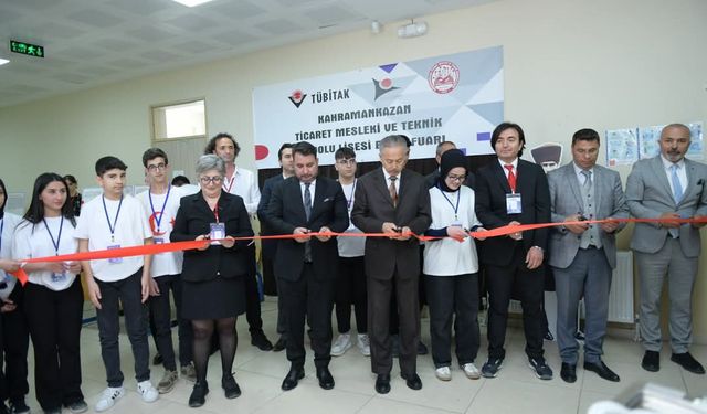 Kahramankazan’da genç mucitlerin bilim fuarı açıldı