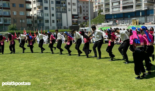 Kızılcahamam'da 19 Mayıs coşkusu ilçe stadında kutlandı