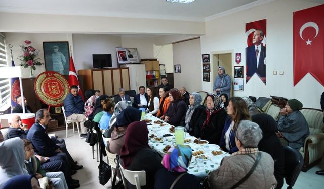 Şehit ve gazi anneleri aynı sofrada buluştu