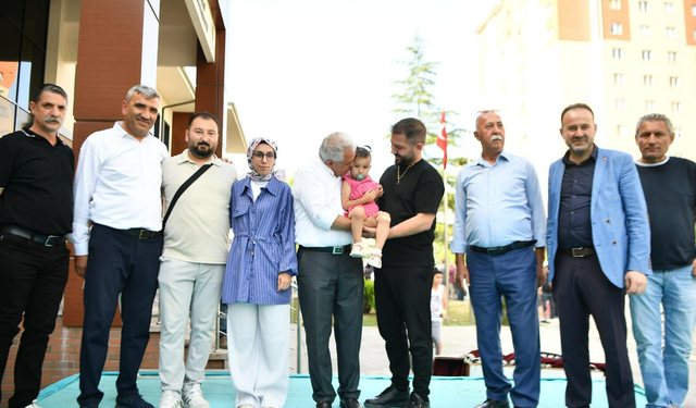 Altınevler Mahallesi minik Sare için tek yürek oldu