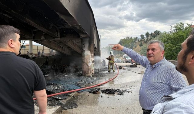 Baki Demirbaş, pazar yeri yangını sonrasında incelemelerde bulundu