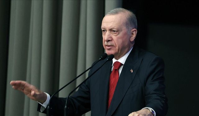 Cumhurbaşkanı Erdoğan'dan LGS mesajı: "Rabb’im zihin açıklığı versin"