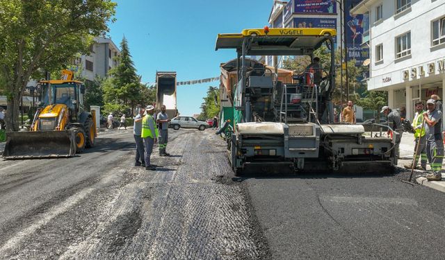 Etimesgut’ta asfalt çalışmaları hız kazandı