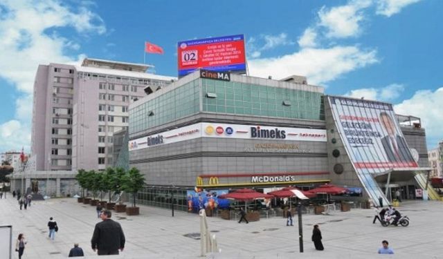 SON DAKİKA: Gaziosmanpaşa Belediyesi AK Parti'ye geçti