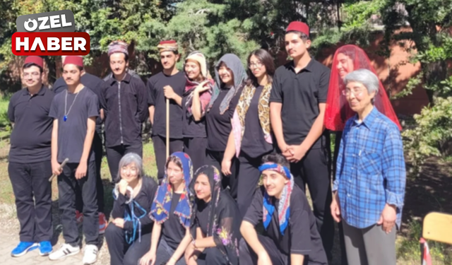 Polatlı Anadolu Lisesi'nden tiyatro coşkusu: "Şair Evlenmesi" sahnelendi!