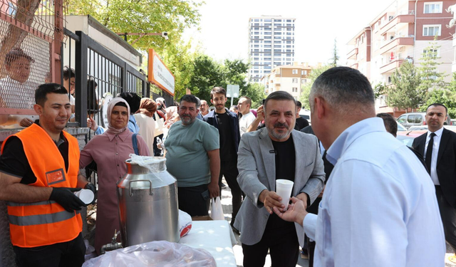 Sincan Belediyesinden LGS günü öğrencilere sıcak ikram