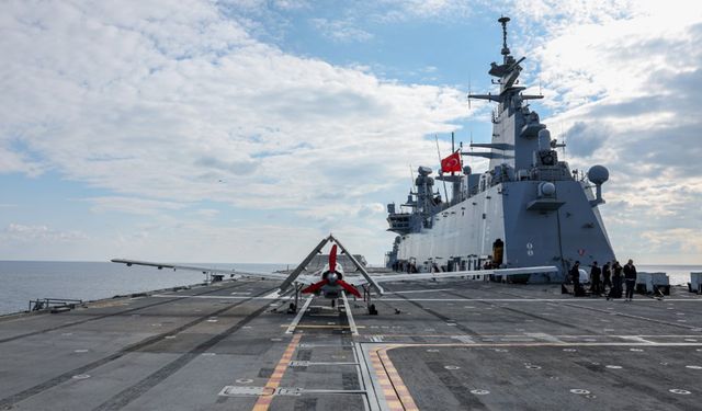 Bayraktar TB3, TCG Anadolu gemisinde 100 sortiyi tamamladı