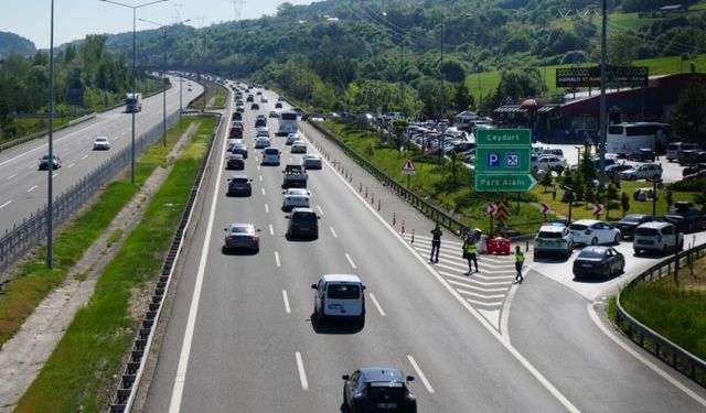 TEM Otoyolunda bayram yoğunluğu başladı