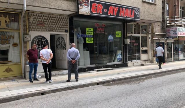 Dördüncü kattan düşen kadın hayatını kaybetti