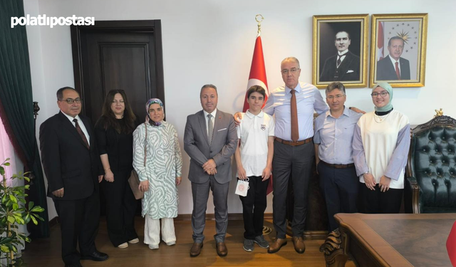 Altındağ'dan LGS gururu: Türkiye Birincisi Kaymakam ve Milli Eğitim Müdürü'nü ziyaret etti
