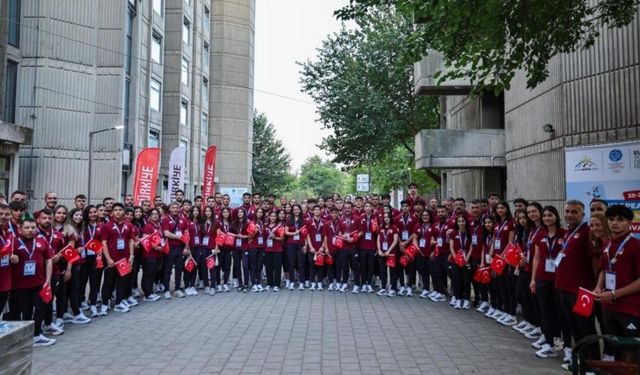 Bakan Bak: Avrupa Gençlik Olimpik Yaz Festivali'nde dördüncü olduk
