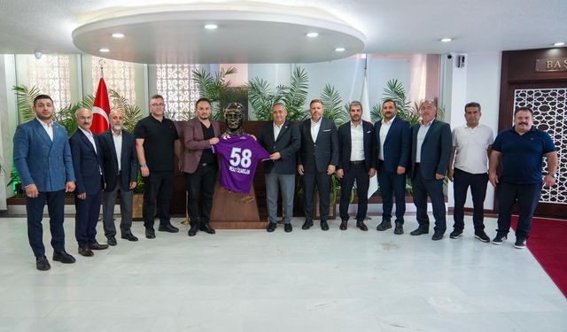 Keçiören Belediye Başkanı Özarslan, Keçiörengücü yönetimini ağırladı
