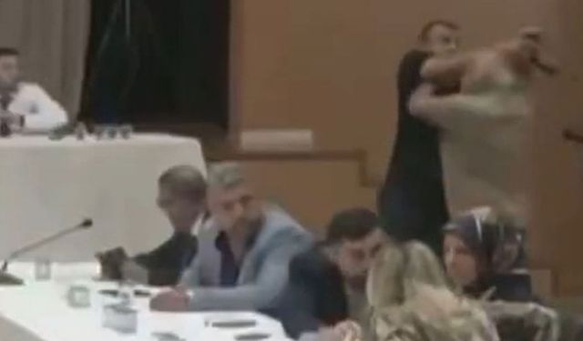 Şile’de Başkanvekili seçiminde kriz: Meclise ayakkabı fırlatıldı