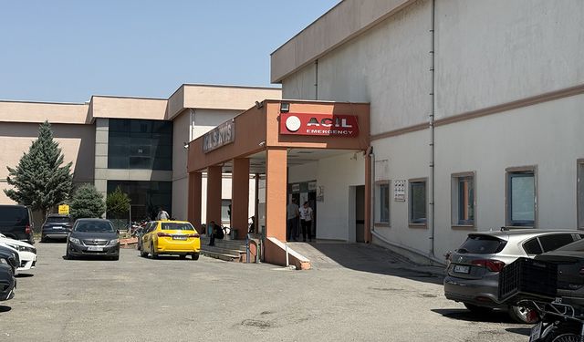 Yaş pastadan 79 kişi hastanelik oldu!