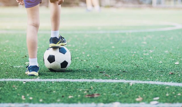 Beypazarı Belediyesi’nden miniklere ücretsiz yaz futbol okulu